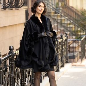 Sofia Cashmere Cervinia Fur Trimmed Cashmere Cape Classic Length